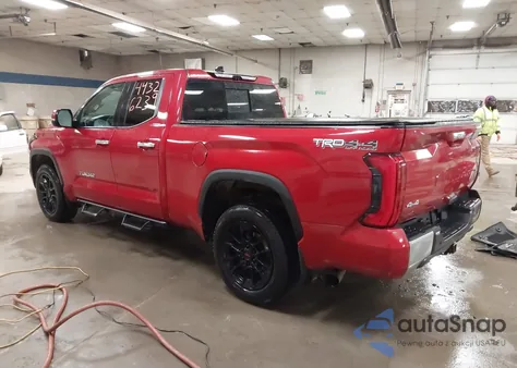 2022 Toyota Tundra Limited из США, поврежденный, VIN 5TFJA5DA8NX029102